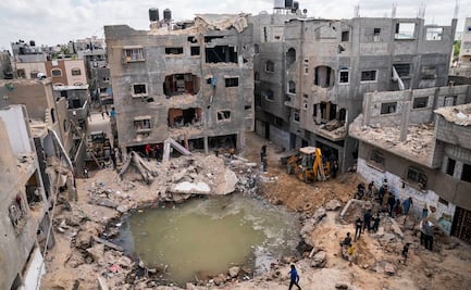 Voluntarios en Gaza se dedican a la reconstrucción tras los ataques israelíes