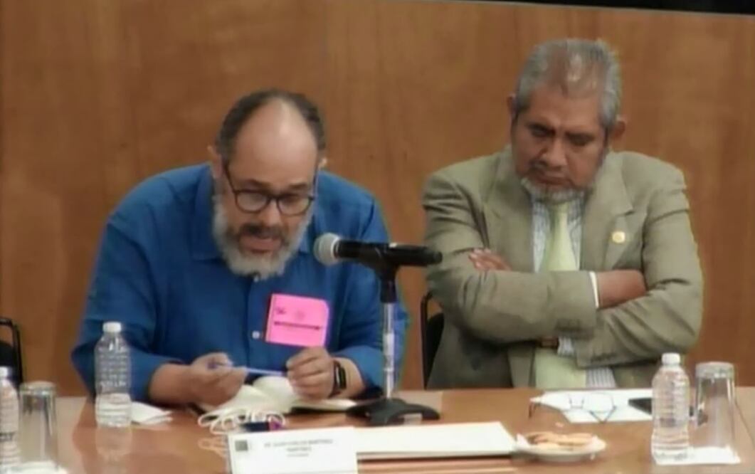 El diputado Manuel Huerta se quedó dormido en distintos momentos. Foto: Tomada de video