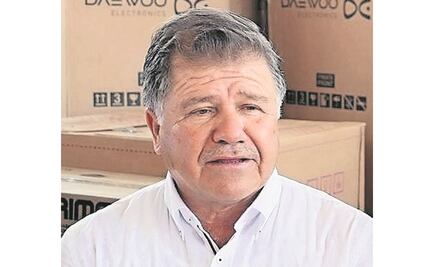 Pese a violencia, arma fiesta e invita a AMLO