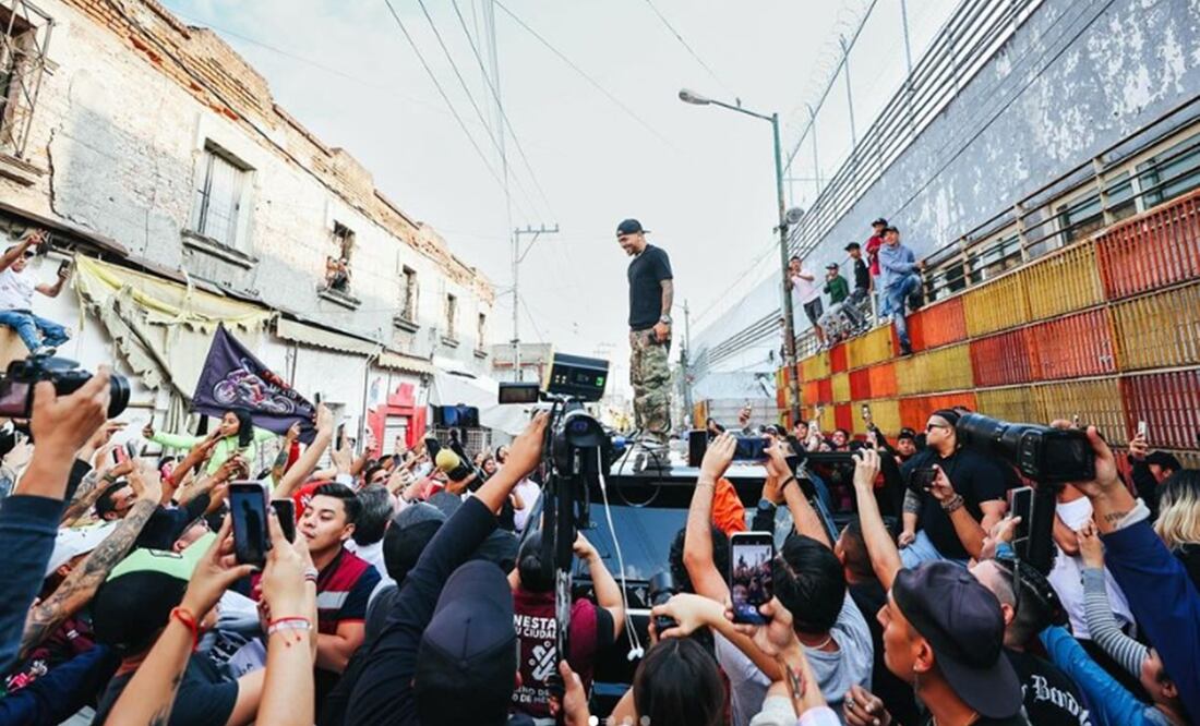 Ozuna hizo un recorrido por Tepito. Foto: Vía Instagram del cantante.