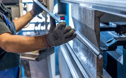 AHMSA congela inversión tras daños por 250 mdd que dejó arancel al acero