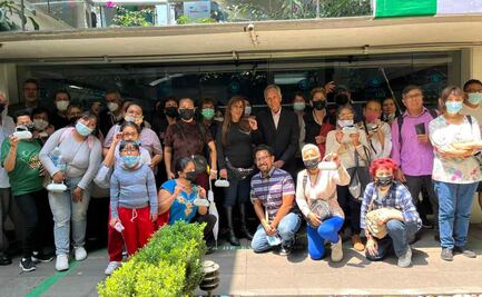 Gobierno capitalino entrega lentes gratuitos a vecinos del Centro Histórico; la campaña inició en abril 