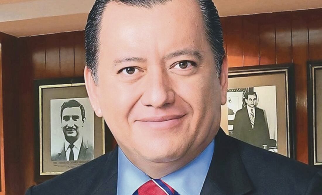 Rector. Javier Saldaña compitió solo por la rectoría de la Universidad Autónoma de Guerrero. El jueves pasado festejó su reelección. FOTO: ESPECIAL