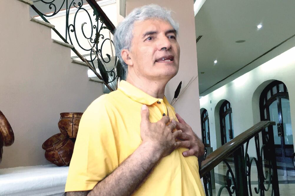 Con José Manuel Mireles son tres los candidatos emanados de las guardias comunitarias, involucrados de manera directa en el proceso electoral. (ARCHIVOE LEL UNIVERSAL)