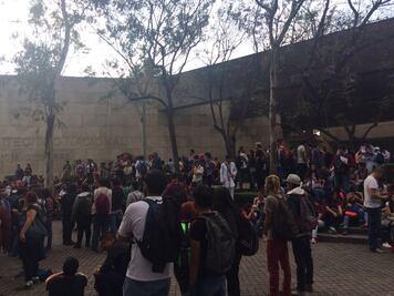 Alumnos convocan a director del IPN a mesa de diálogo