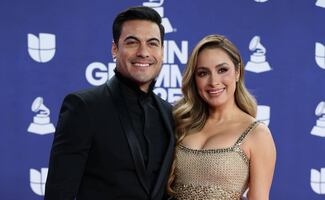 Cynthia Rodríguez presume su embarazo y Carlos Rivera le dedica tierno mensaje a ella y a su hija María 