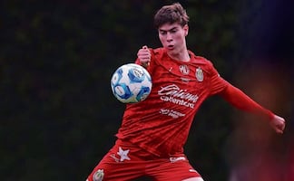 La Hormiga González, el delantero que quiere hacer historia con las Chivas 