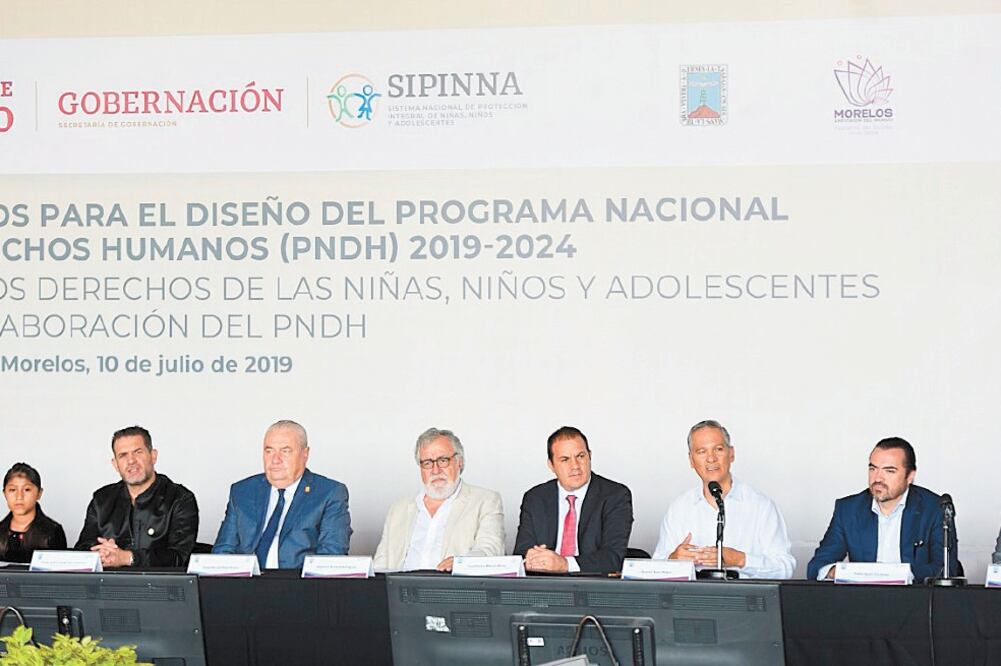 En el foro Los Derechos de las Niñas, Niños y Adolescentes participan autoridades federales —como Alejandro Encinas Rodríguez, subsecretario de Segob— y estatales, así como representantes de la niñez morelense.