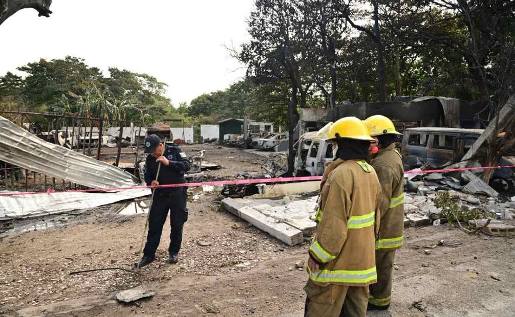 Explosión en gasera de Tabasco; deja 14 vehículos dañados y dos lesionados (18/01/2026). Foto: Luma López / EL UNIVERSAL