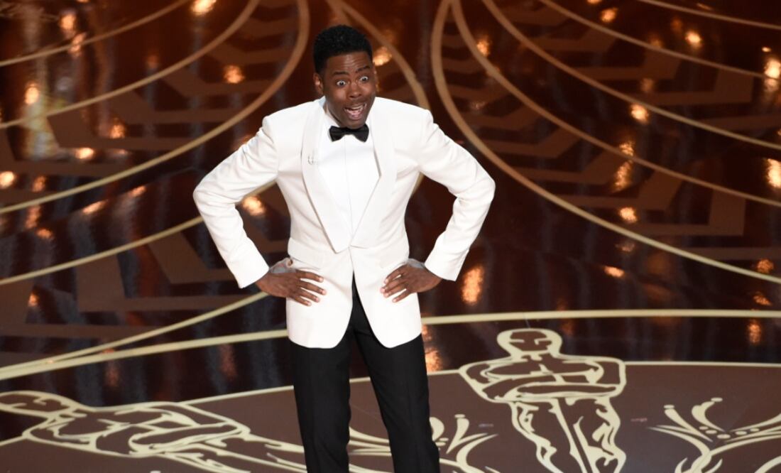 Chris Rock no evitó el tema de la polémica por la presencia de afroamericanos FOTO: AP