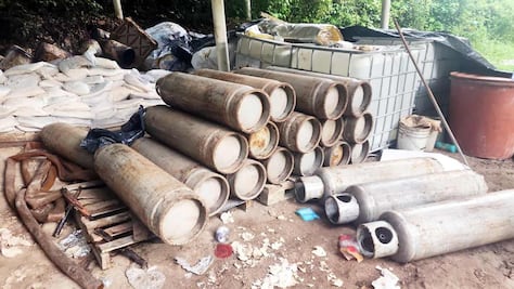 Decomisa FGR casi una tonelada de metanfetamina en Palenque, Chiapas; aseguran vehículos y un arma