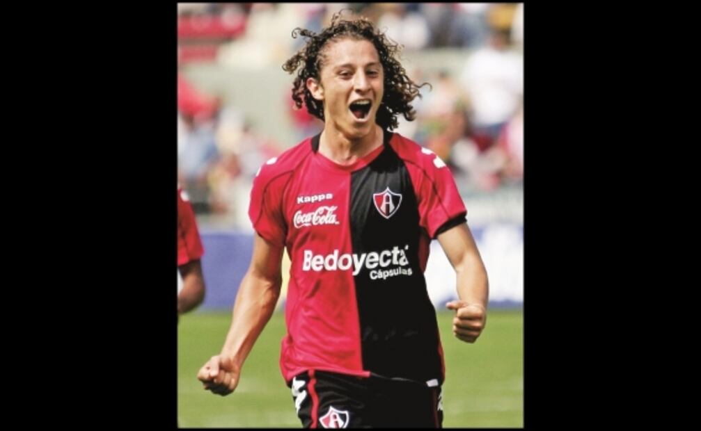 Top 5 de futbolistas que debutaron mientras existía la regla del menor