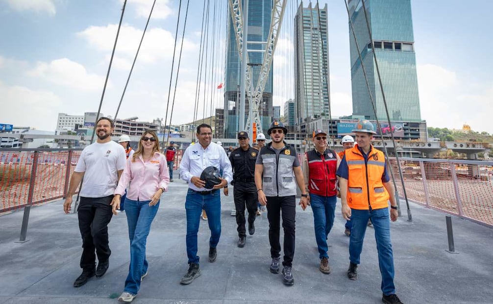 Como parte de las labores de mejoramiento en la zona, se remodelaron ocho puentes peatonales. Foto: Especial