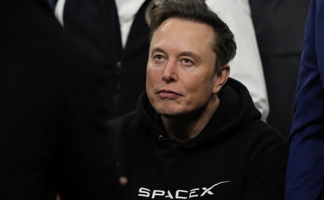 Elon Musk no comparece ante la justicia francesa en caso sobre X y Grok; acusan de sesgo en algoritmos 