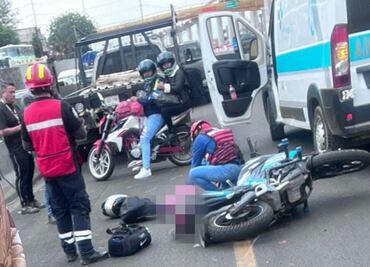 Motociclistas derrapan en la México-Puebla; muere acompañante al ser atropellada por un tráiler
