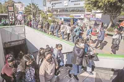 Capitalinos temen contagiarse en cercanías del Centro Médico