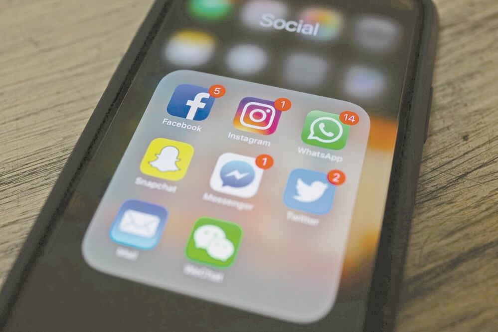 Expertos ven la regulación de redes sociales como una barrera para el crecimiento. Foto: ARCHIVO EL UNIVERSAL
