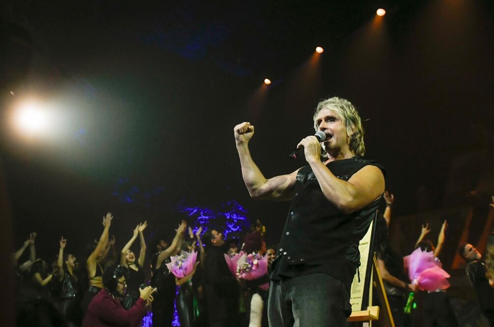 Nacho Cano celebra las 100 funciones de "La Malinche, el musical".
Foto: La Malinche, el musical, cortesía