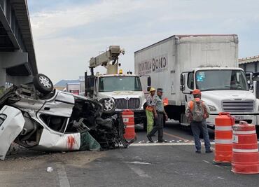 Fallece conductor al caer de puente vehicular en el Estado de México, FOTOS