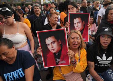 FOTOS: Concierto de Juan Gabriel en el Zócalo, así lo vivieron cientos de fans y espectadores