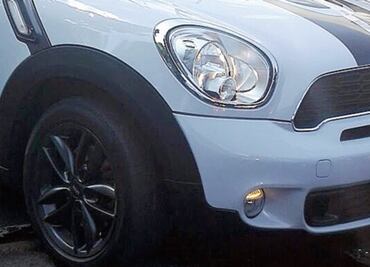 Balean a conductor de Mini Cooper frente a Simón Bolívar en Jardines del Pedregal