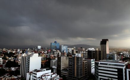 Pronostican frío y lluvia fuerte por la noche en CDMX