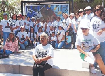 Colectivos se manifiestan en al menos tres estados