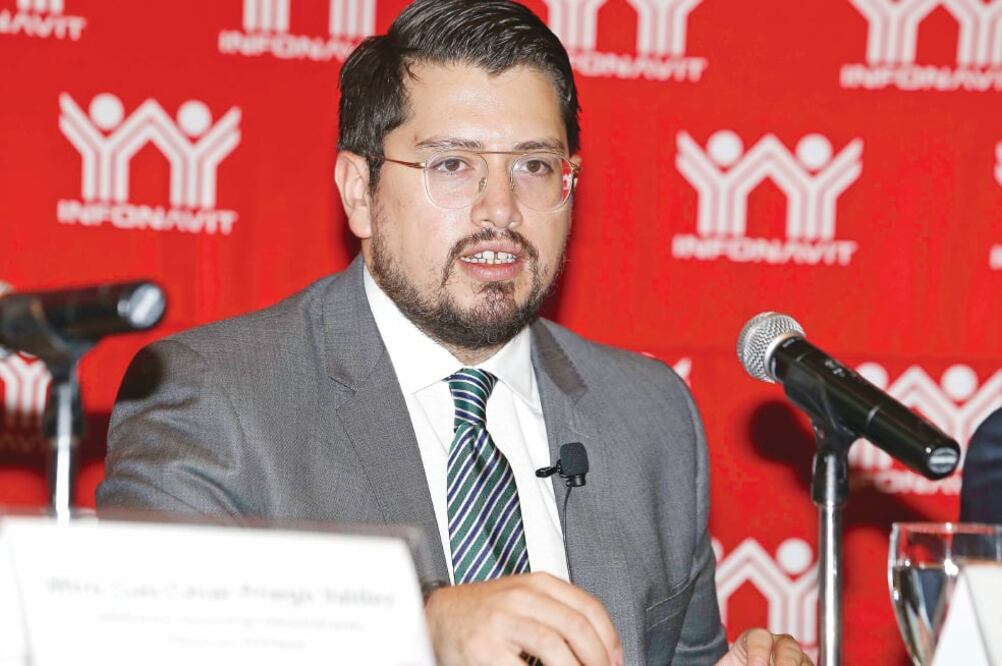 Objetivo. Carlos Martínez, director del Infonavit, se propuso como meta generar un ahorro de 2 mil mdp en el instituto. Foto: ARCHIVO EL UNIVERSAL