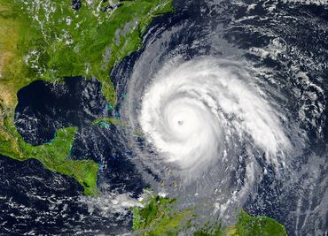 ¿Cuándo inicia la temporada de huracanes en México?; Meteorológico Nacional prevé 29 a 37 eventos