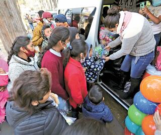 Los Reyes llevan alegría a menores hospitalizados