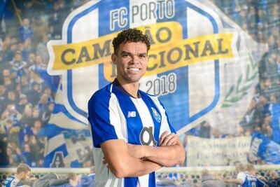 Pepe llega al Porto de Herrera y Corona