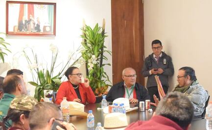 Campesinos apostados en Cámara de Diputados marcharán al Zócalo tras desfile