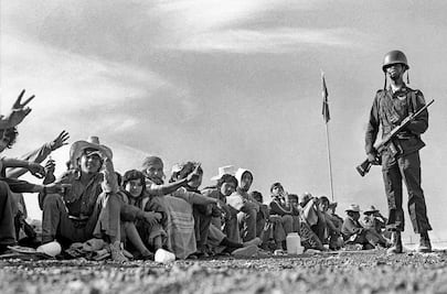 Quitarnos las sandalias: sobre la labor de los investigadores que elaboraron el informe de la "Guerra Sucia"