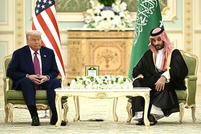 Trump exculpa a Bin Salmán del descuartizamiento de Khashoggi: "él no sabía nada"; príncipe invertirá casi 1 billón de dólares en EU