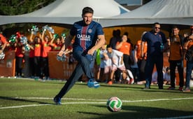 Mundial 2026: Nuevo León construye 550 canchas de futbol en escuelas; entidad busca convertirse en referente nacional, dice Samuel García