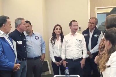 Sale a flote disputa por Acción Nacional