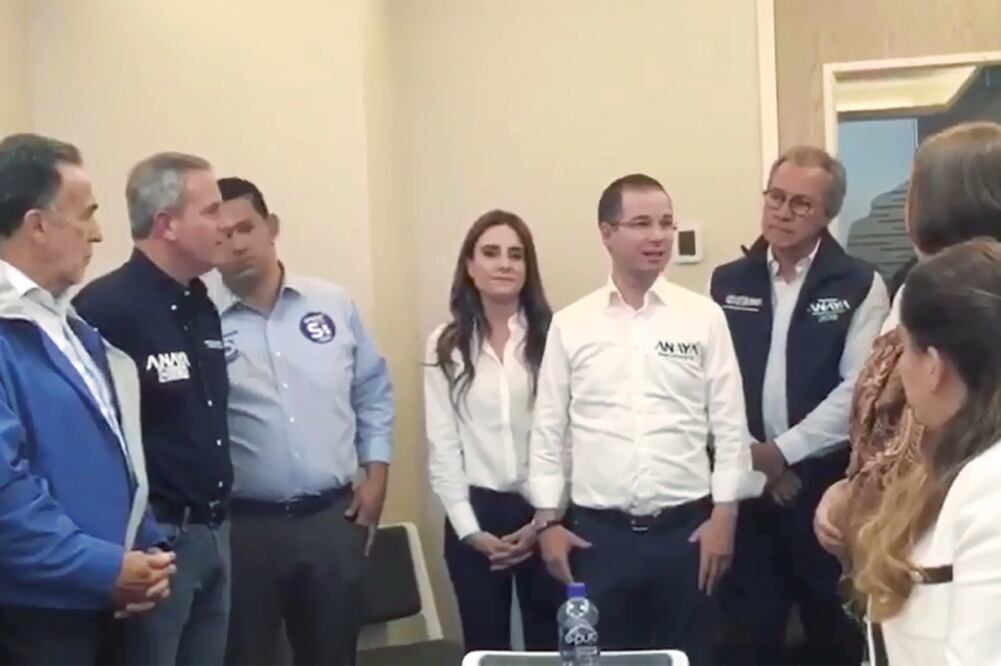 En un video, Ricardo Anaya conversa con dirigentes y gobernadores del PAN, donde advierte de una ruptura interna en el partido. Foto: TOMADA DE VIDEO