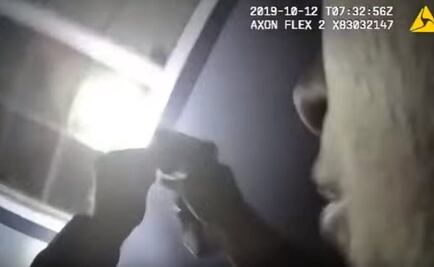 Policía en Texas dispara por la ventana y mata a mujer afroamericana