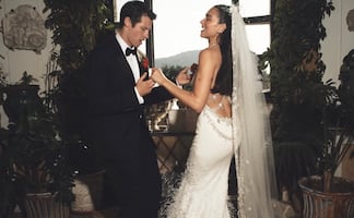 El vestido de novia Chanel de Dua Lipa bordado con 480 mil cuentas