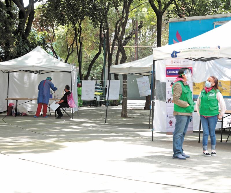 El Gobierno local instaló un Kiosco de la Salud en el Parque Salesiano, para que la gente acuda a revisarse y a hacerse la prueba del Covid. Foto: ADRIANA HERNÁNDEZ. EL UNIVERSAL