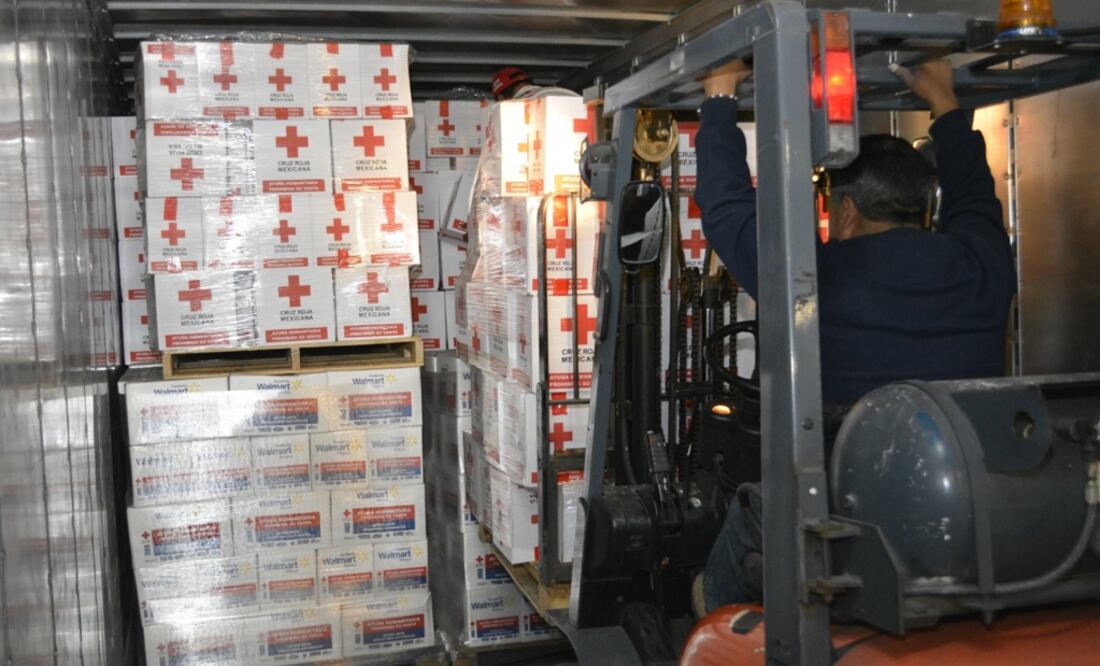 Envía Cruz Roja Mexicana 130 toneladas ayuda humanitaria a personas afectadas por erupción en Guatemala. Foto: @CruzRoja_MX