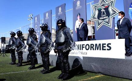 Relevan a 90 mandos policiales en Toluca por combate a la corrupción