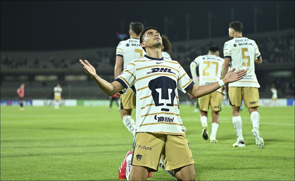 Guillermo Martínez festeja su gol contra Cavalry / Foto: Imago7