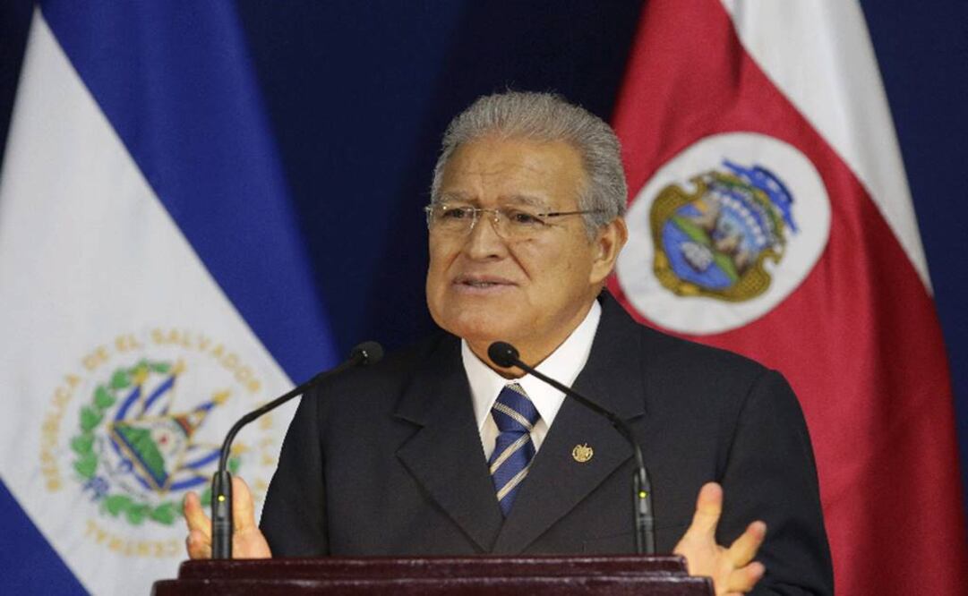 En un comunicado se explica que el presidente de El Salvador se realizara un chequeo de rutina sin especificar que tipo de tratamiento recibirá