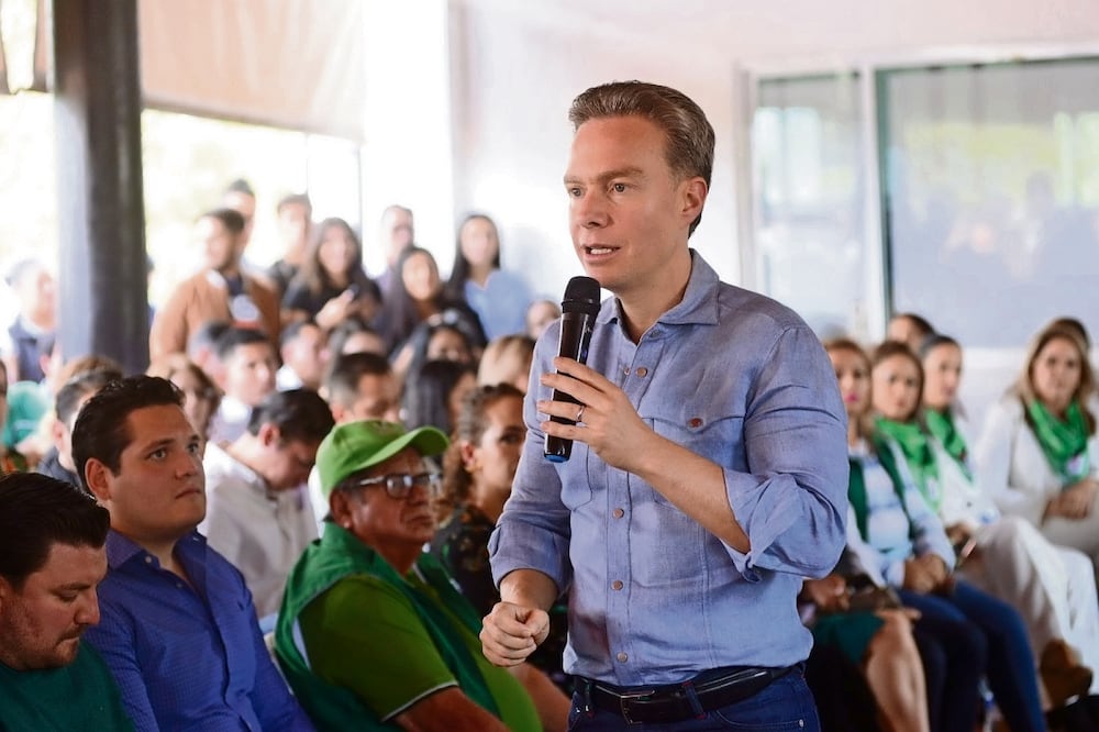 Velasco dijo que continuará con las bases de AMLO. Foto: Especial