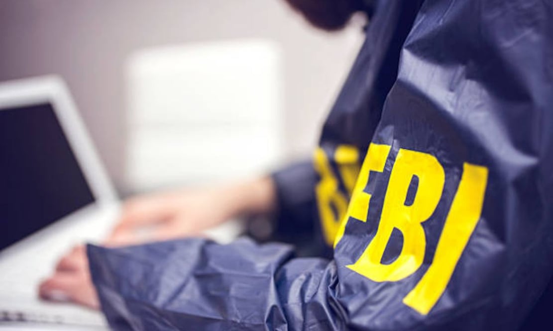 En un caso, el FBI no tomó las medidas de investigación adecuadas durante más de un año después de recibir una denuncia de abuso por parte de un delincuente sexual registrado, según el informe. FBI. Foto: IStock