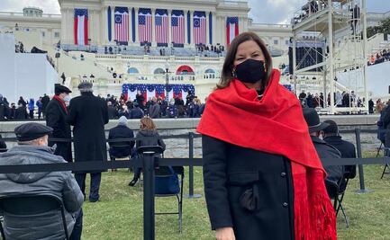 Martha Bárcena hace crónica de la investidura de Biden desde Twitter