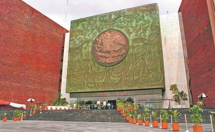 Choque oposición-Morena, por juicio a Córdova y Murayama