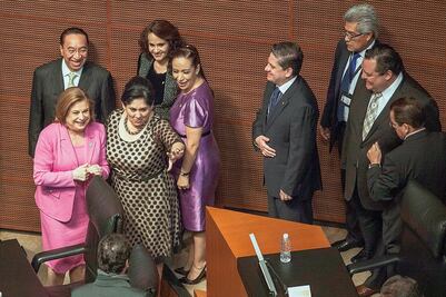 Crónica. La procuradora vuelve a casa y exige verdades