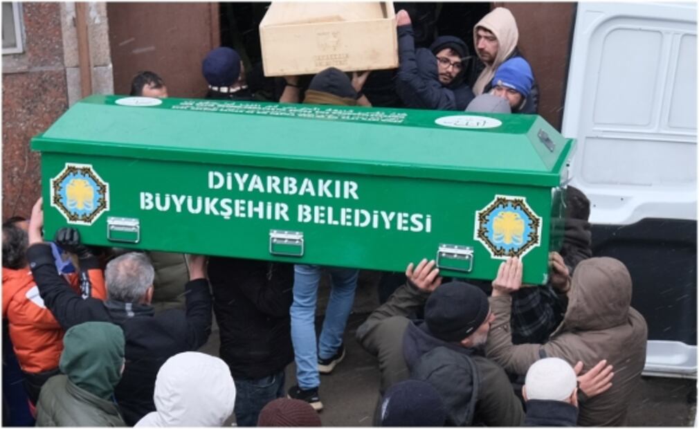 Habrá funerales colectivos para las víctimas del sismo en Turquía
